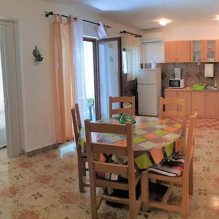 Apartments Josko Barbat Barbat na Rabu Екстериор снимка