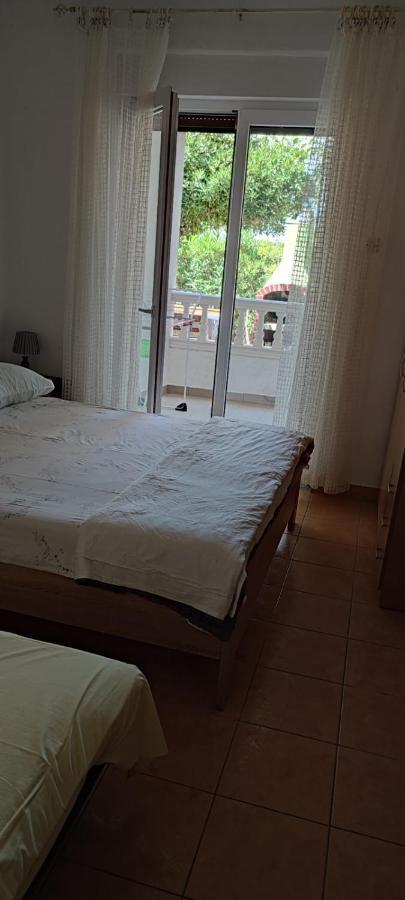 Apartments Josko Barbat Barbat na Rabu Екстериор снимка